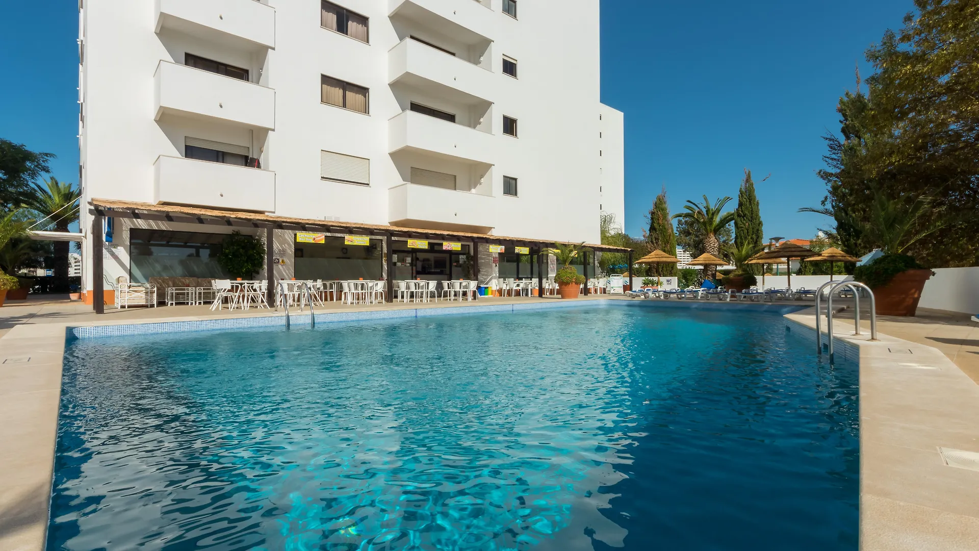 Hotel apartamentowy Janelas Do Mar Apartamentos Turisticos Albufeira