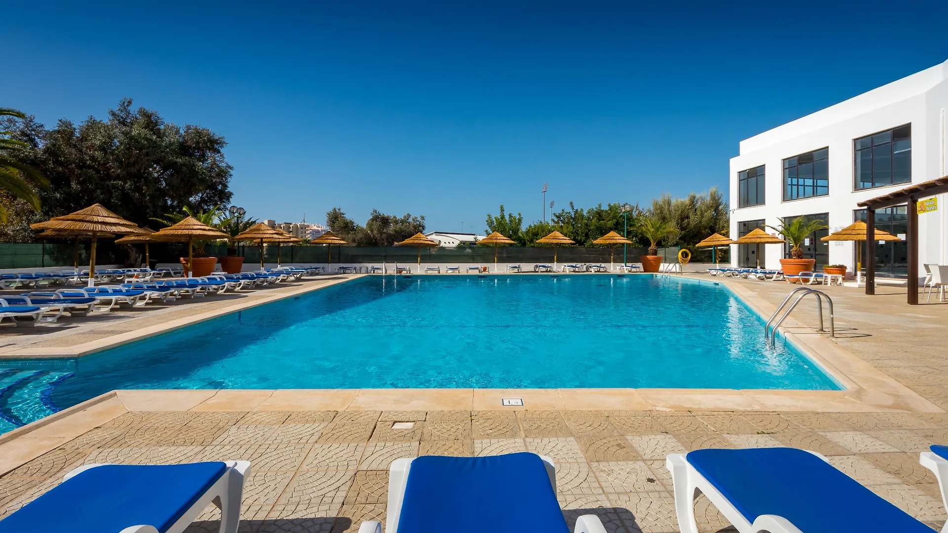 Janelas do Mar Apartamentos Turisticos Albufeira Apartahotel