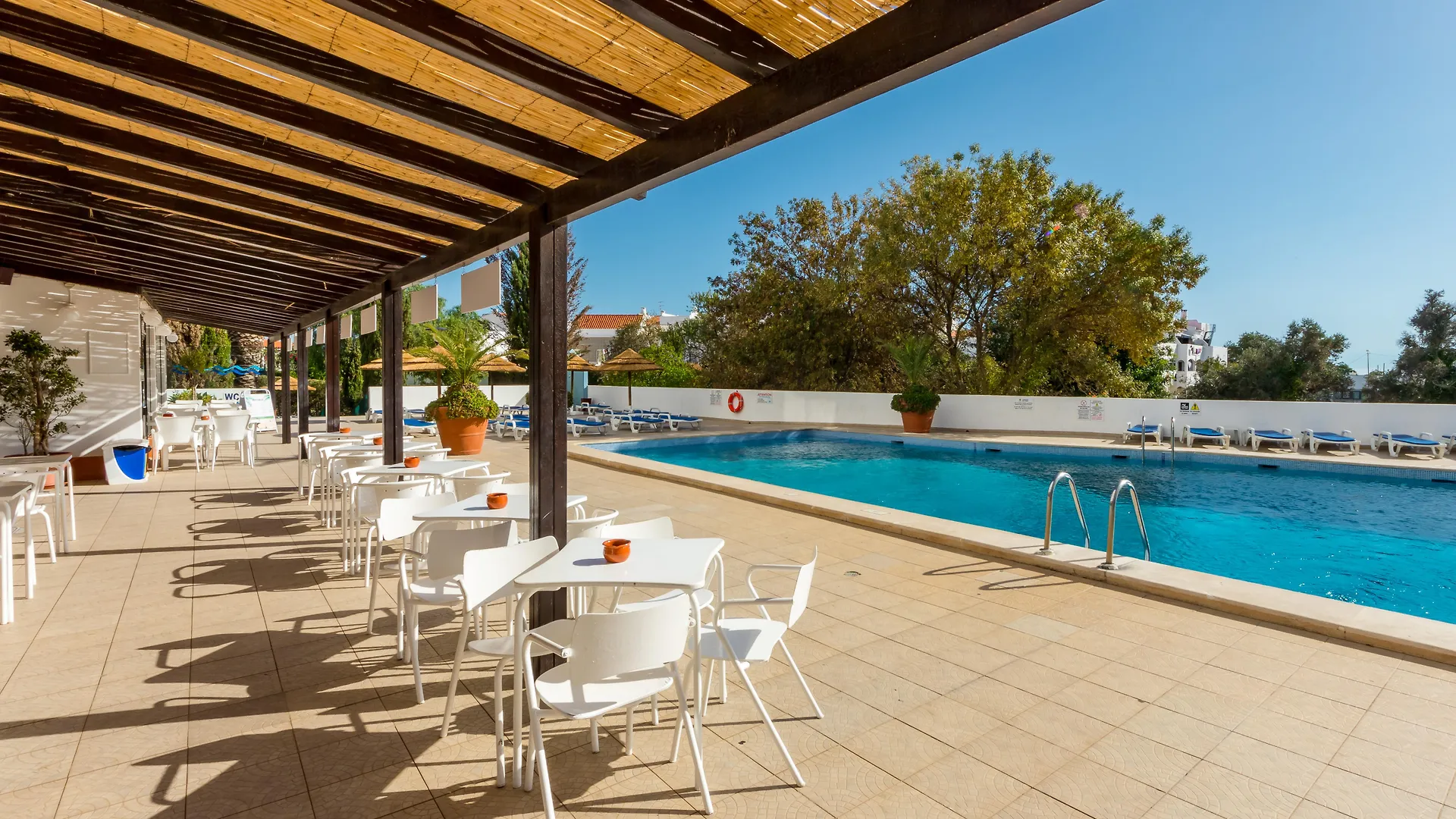 Janelas Do Mar Apartamentos Turisticos Albufeira Appart hôtel