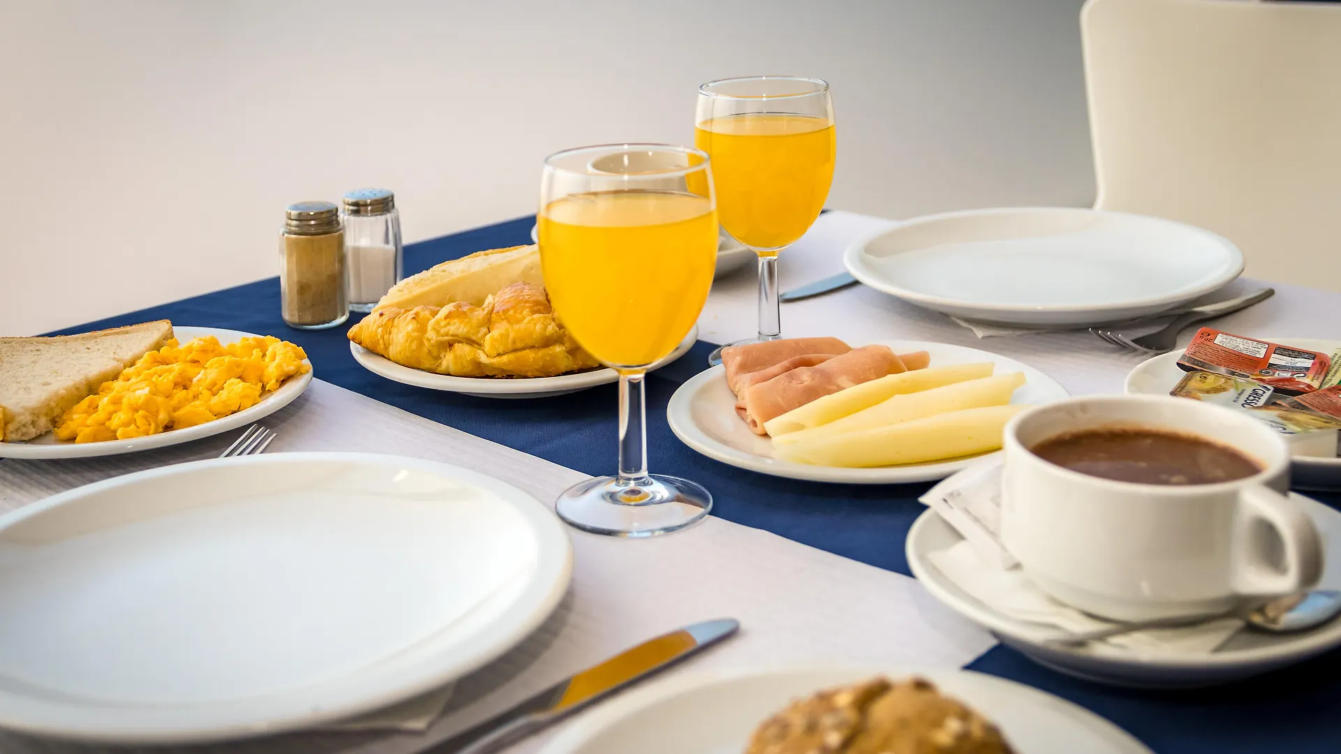 Janelas Do Mar Apartamentos Turisticos 阿尔布费拉 公寓式酒店